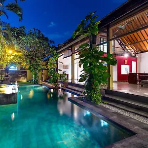  Villa Taksu