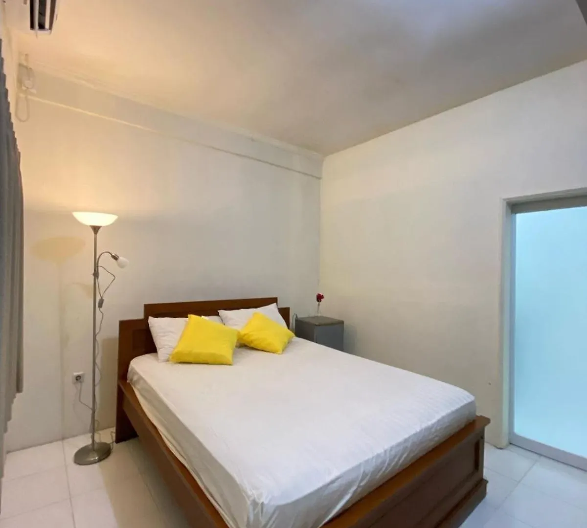 Cozy Room Near Beach Kuta By Micky Studio Legian